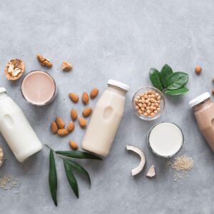 Mleko roślinne – poznaj rodzaje i właściwości